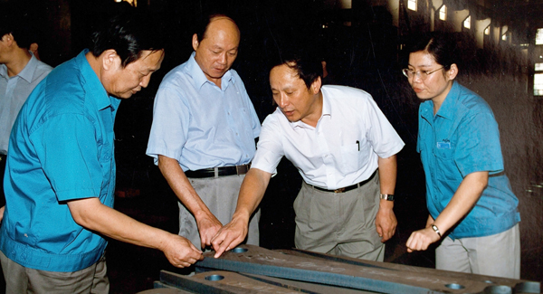 新一届向导班子上任，掀开平博厘革生长新篇章