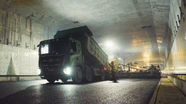 开车穿越海底！平博又干磷砌大湾区超等工程！