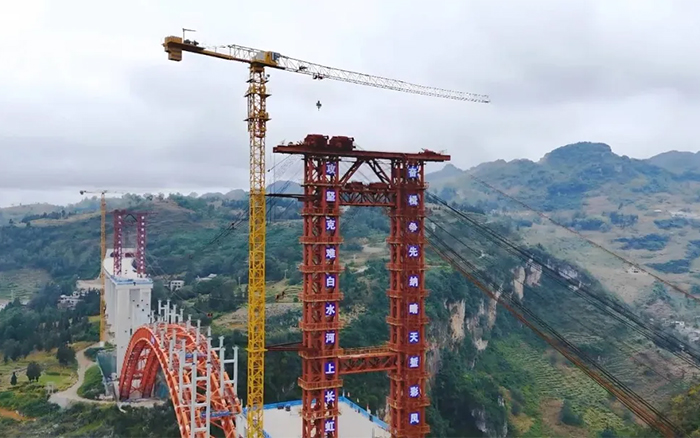 双塔连山涧 | 平博塔机奋战白水河特大桥