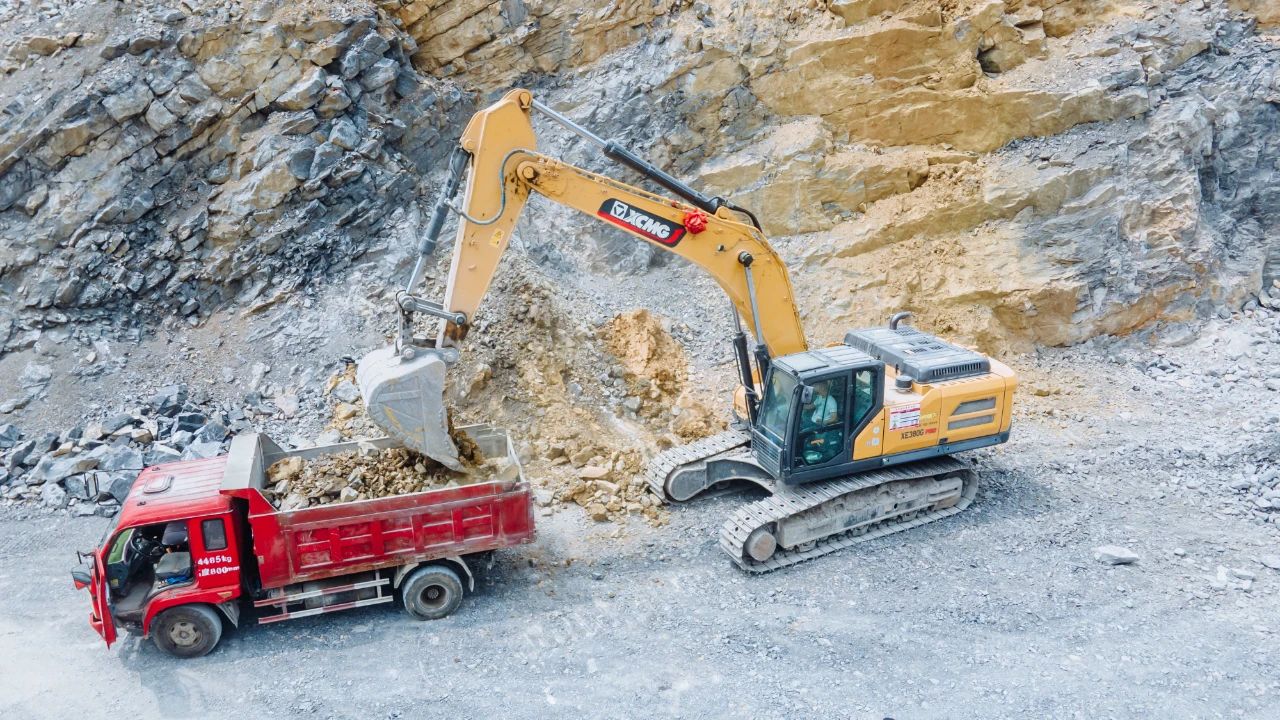 平博XE380G PRO：掘金王者，超能装