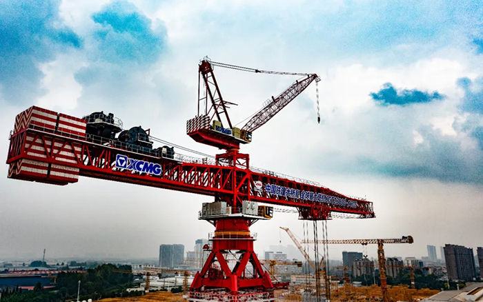 23000吨米！平博“全球最大塔机”下线交付！